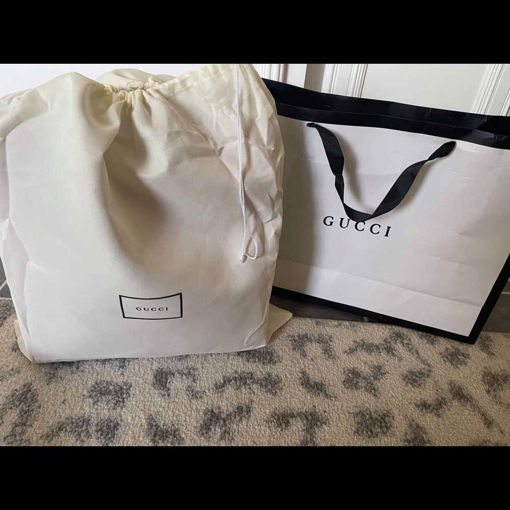 Red leather Gucci bag